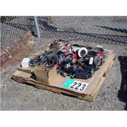 PALLET OF ASSORTED PARTS