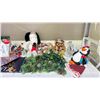 Image 3 : LOT OF ASSORTED CHRISTMAS DECOR INCLUDING; MUGS, TREE, ACCESSORIES & MORE
