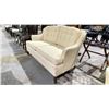 Image 1 : FABRIC TUFTED LOVE SEAT 58"L