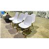 Image 2 : 5 MODERN ARMLESS EGG CHAIRS
