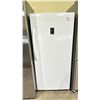 Image 1 : INSIGNIA SWING OUT STANDING FREEZER 28"W