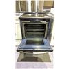 Image 2 : WHIRLPOOL ELECTRIC STOVE WITH OVEN
