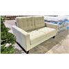 Image 2 : TUFTED FABRIC LOVESEAT