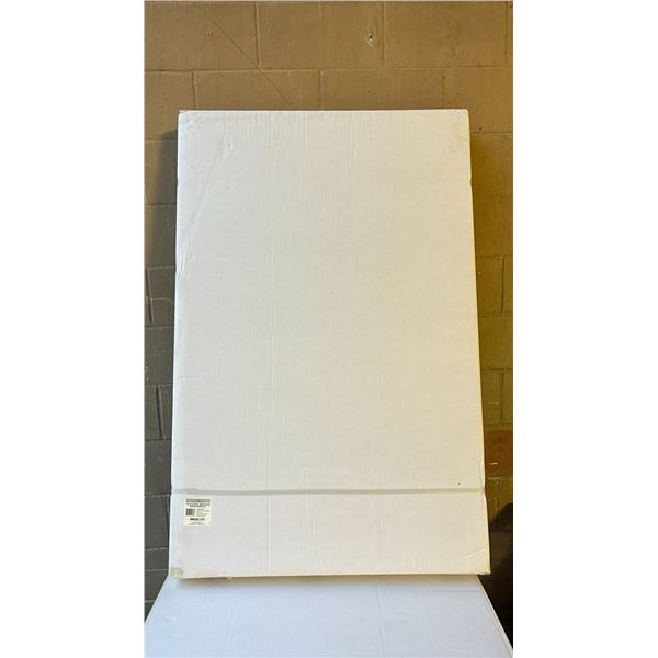 *NEW IN BOX * CRATE/BED PET ENCLOSURE