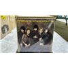 Image 2 : BOX OF ASSORTED VINYL RECORDS INCLUDING; FOREIGNER, FLEETWOOD MAC, THE EVERLY BROTHERS & MORE
