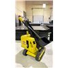 Image 2 : VINTAGE TONKA SHOVEL