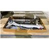 Image 1 : LOT OF 2 MODEL PLANES