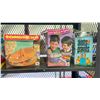 Image 2 : SHELF OF ASSORTED VINTAGE GAMES & TOYS