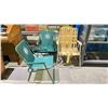 Image 2 : 3 FOLDING CHAIRS