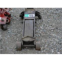 NAPA 637 4 TON FLOOR JACK, s/n M657W05493:
