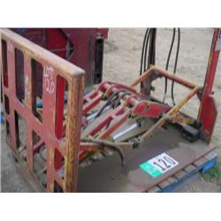BRUDI 3000 lb. PUSH-PULL ATTACHMENT FOR FORKLIFT, s/n 8303099:
