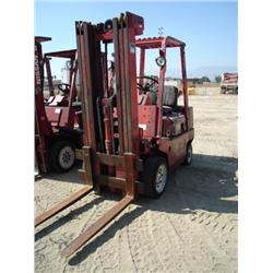 DATSUN 40 CPF02-A20V WAREHOUSE FORKLIFT, s/n CPF02-021616: