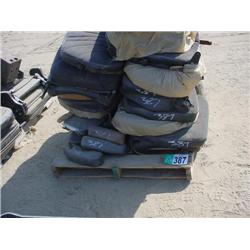 PALLET OF TRUCK SEATS