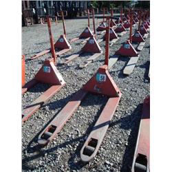 BT LIFT 4500 lb. PALLET JACK