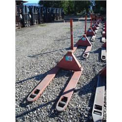 BT LIFT 4500 lb. PALLET JACK