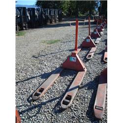 BT LIFT 4500 lb. PALLET JACK