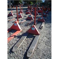 BT LIFT 4500 lb. PALLET JACK