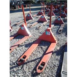 BT LIFT 4500 lb. PALLET JACK