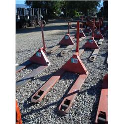 BT LIFT 4500 lb. PALLET JACK