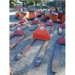 BT LIFT 4500 lb. PALLET JACK