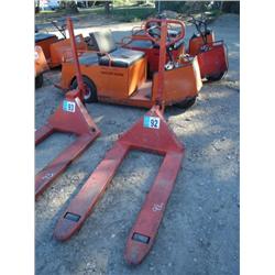 BT LIFT 4500 lb. PALLET JACK