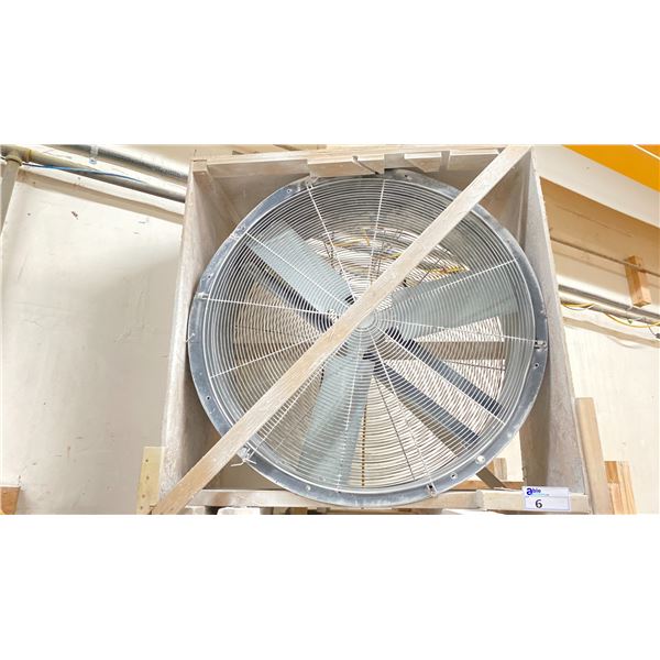 40" DIAMETER BLACK ELECTRIC INDUSTRIAL AIR CIRCULATION FAN IN WOODEN SUPPORT BOX