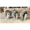 Image 2 : BOX OF 17 LARGE INDUSTRIAL CASTERS