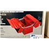 Image 2 : CRAFTSMAN 18" CANTILEVER TOOL BOX *IN BOX*