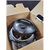 Image 2 : 7 In 1 Multi-Use Programmable Pressure Cooker