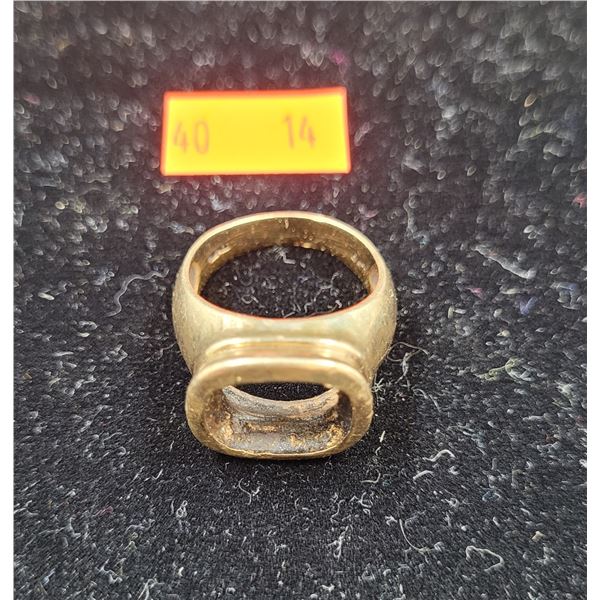 14K Gold Ring (8.44g)