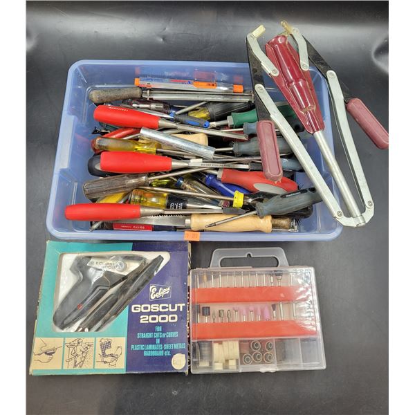 Chisels, Screwdrivers and Dremel Accessory Lot
