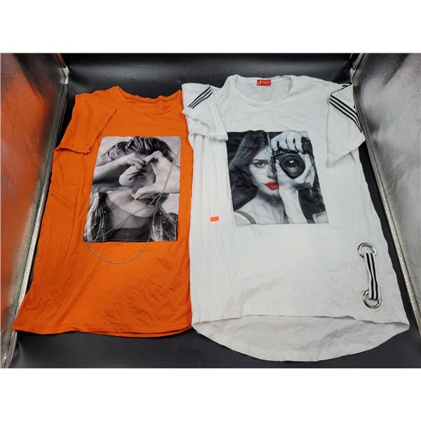 2 Square Portrait T-Shirts