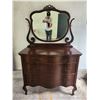 Image 1 : Victorian Bow Front Chest of Drawers