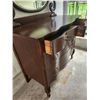 Image 3 : Victorian Bow Front Chest of Drawers