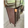 Image 3 : Victorian Bow Front Chest of Drawers