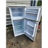 Image 3 : Sunbeam Refrigerator