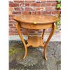 Image 1 : Antique Tiger Oak Parlor Table