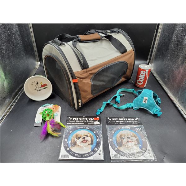Pet Supplies Lot