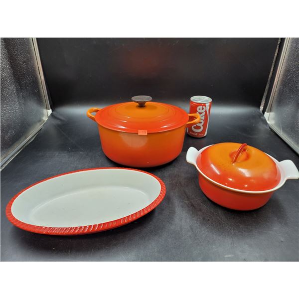 Retro Cast Iron Pots & Pan