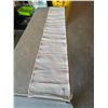 Image 1 : Knit Table Runner 6 x 1.5ft