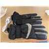 Image 1 : Heated Gloves