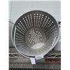 Image 2 : Commercial Aluminum 15 Inch Strainer Pot