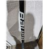Image 3 : NEW Bauer Nexus E4 Grip P28 50 Flex Left Hockey Stick