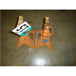 (2) 3 TON JACK STANDS