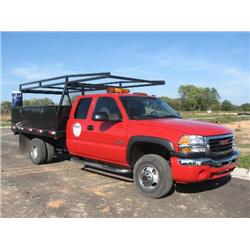 GMC 3500 SLE  4 X 4 EXTENDED CAB UTILITY TRUCK, s/n 1GDJK39284E323379: