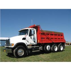 MACK GRANITE CV713 TRI AXLE DUMP TRUCK, s/n 1M2AG11Y34M014401: