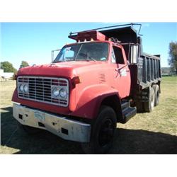 GMC 9500 T/A DUMP TRUCK, s/n H190A-D176631: