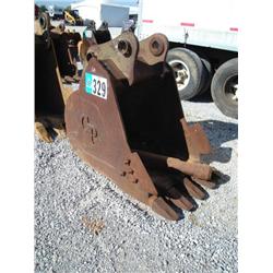 C-P 36in. SERVICE DUTY EXCAVATOR BUCKET W/RIPPER POCKET & SIDE CUTTERS