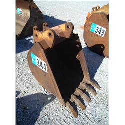 24" CASE BACKHOE BUCKET