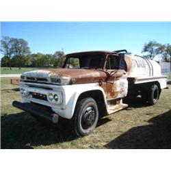 GMC C60 2,000 GALLON S/A WATER TRUCK, s/n V4008F36013E: